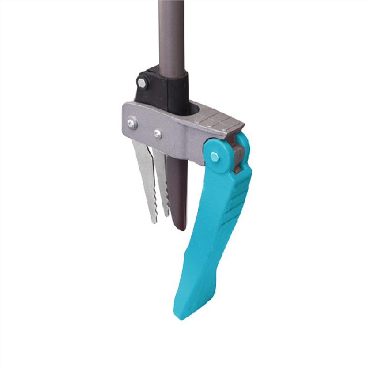 weeder foldable step