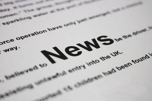 Vilka är trädgårdsredskapen som ingår?